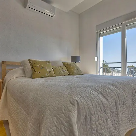 Вилла Luxury Tamara With Private Pool And Jet Pool Near Dubrovnik